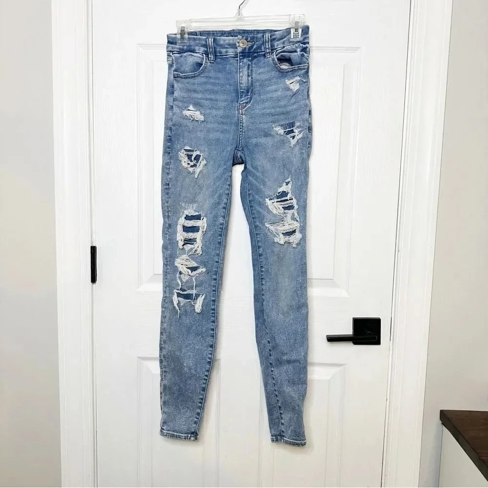 AMERICAN EAGLE Curvy High Rise Jegging Patched Medium Distressed Jeans 2 Regular
